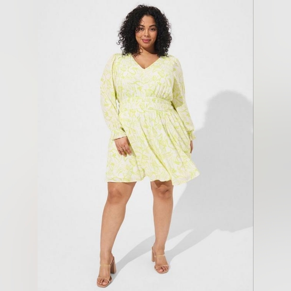 torrid Dresses & Skirts - Torrid Neon Yellow Gauze Wide Waist Skater Pocket Dress Women's Plus Size 1X